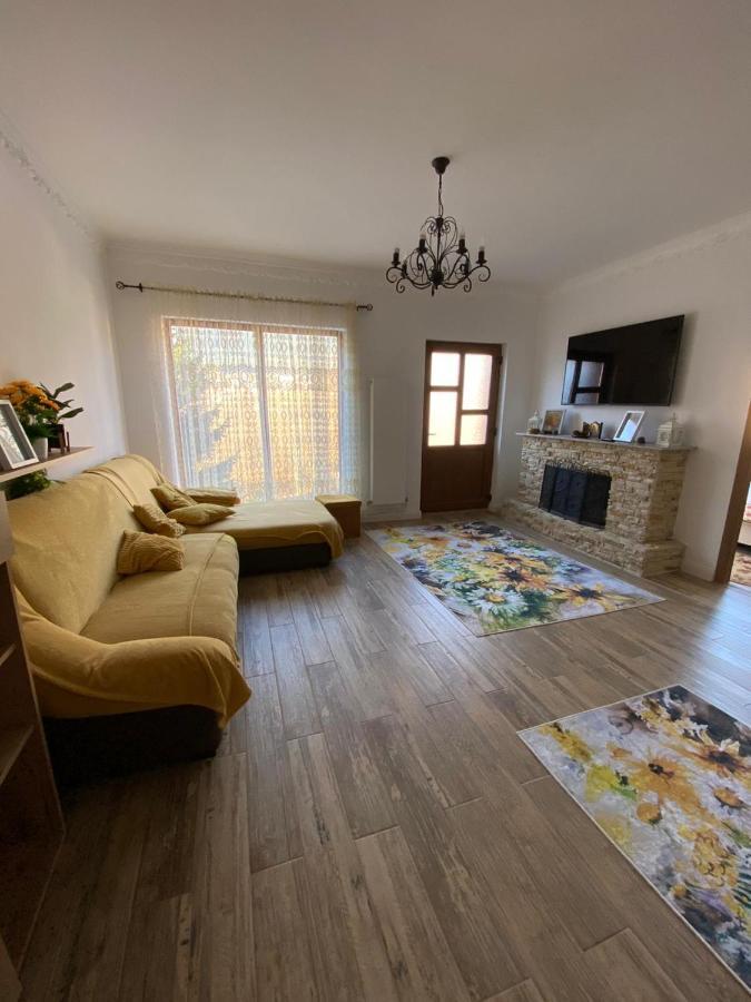 B House Busteni Ngoại thất bức ảnh